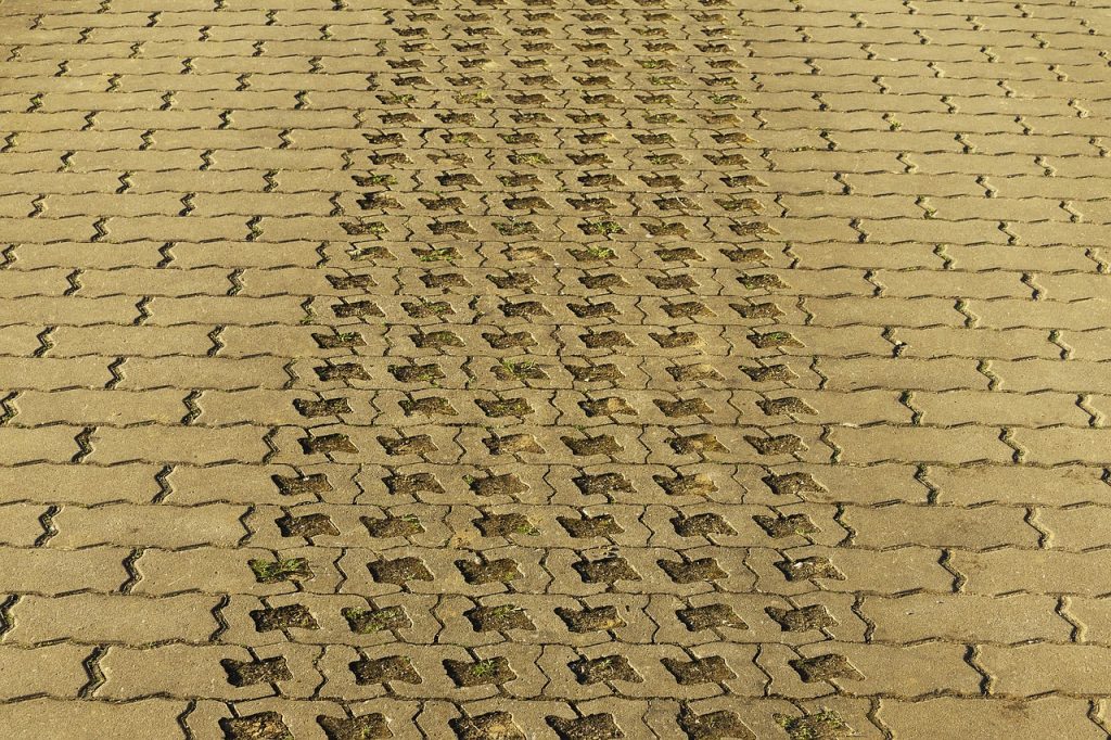 Matériau de revêtement de sol extérieur : lequel choisir ?