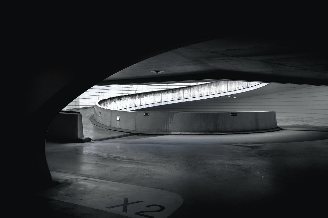 découvrez comment transformer votre garage en un espace fonctionnel et design grâce à nos conseils et solutions sur mesure.